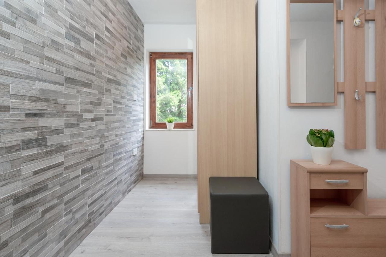 Visum Apartments Pula Extérieur photo