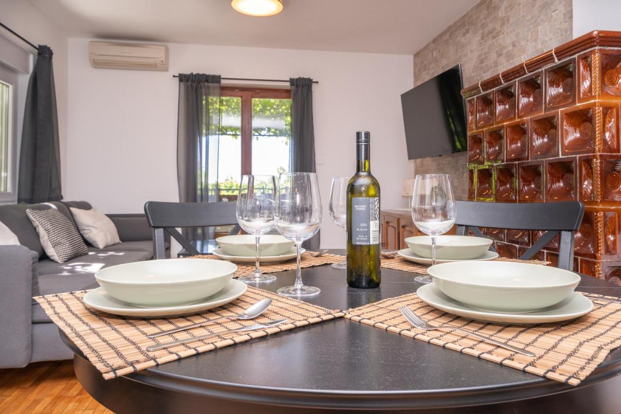 Visum Apartments Pula Extérieur photo
