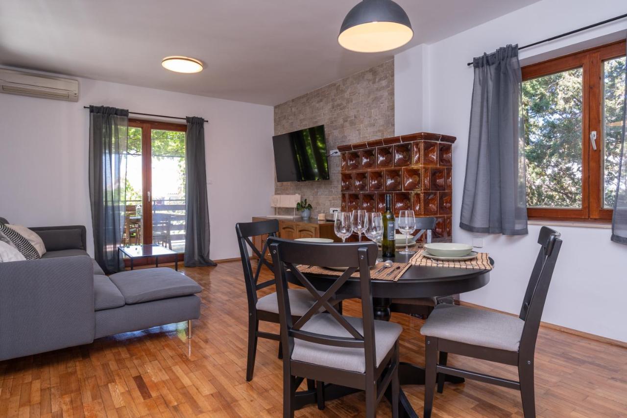 Visum Apartments Pula Extérieur photo
